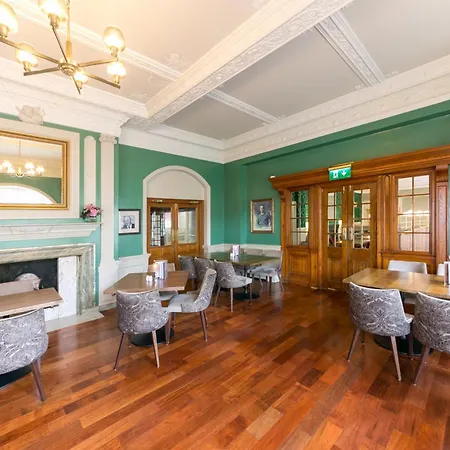 & Jameson Golf Links 4*