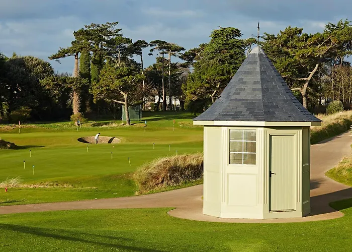 Hotel & Jameson Golf Links