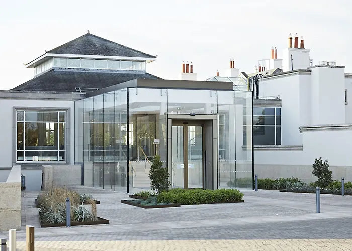 & Jameson Golf Links Отель 4*